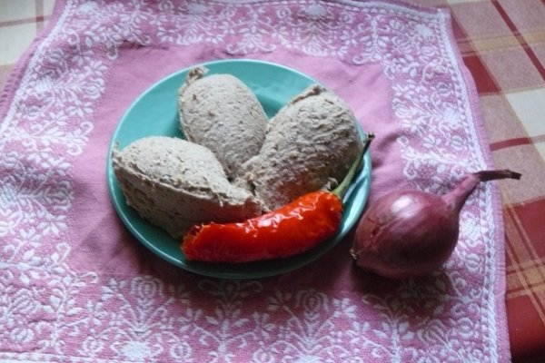 Pastetă de ficat şi carne