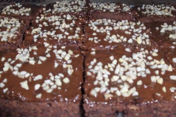 Cuburi de nuci si ciocolatã