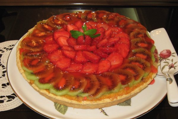 Tarta cu branza dulce si capsuni