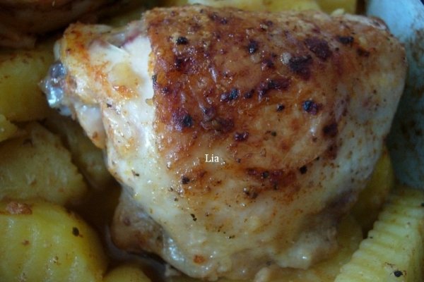 Pulpe de pui cu cartofi taranesti, la punga
