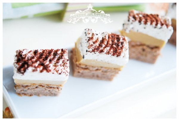 Prajitura cu crema de ness si bezea