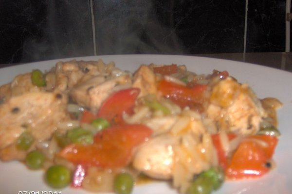 Piept de pasare cu orez si legume