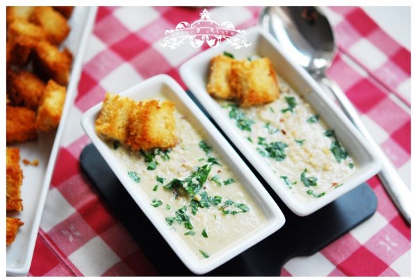 Supa crema de ciuperci cu nuci