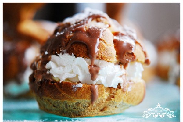 Choux a la creme