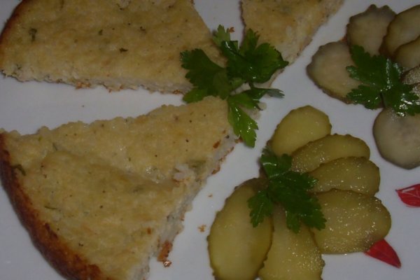 Piept de pui cu orez si cartofi la cuptor