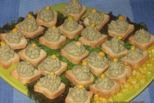 Tartine cu pasta de peste