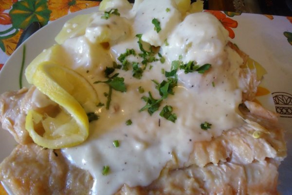 Pastrav somonat cu sos