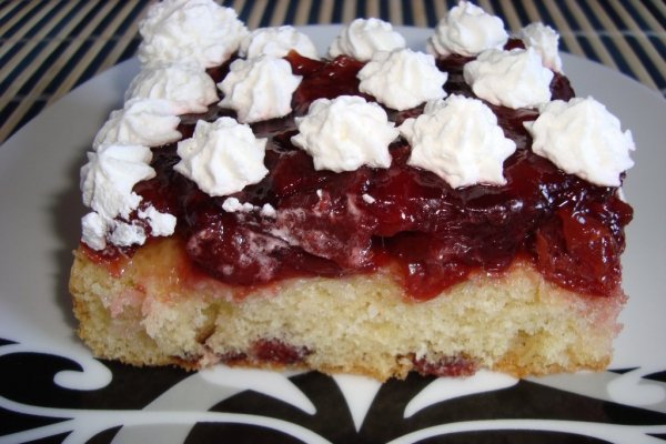 Prajitura delicioasa cu visine