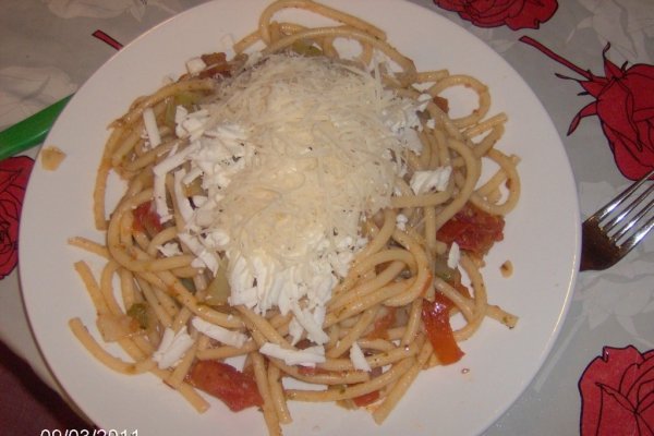 Bucatini cu legume