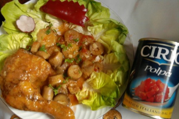 Tocanita de ciuperci cu pui