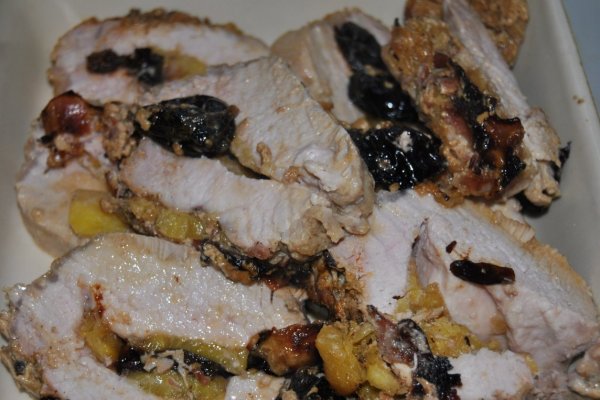 Cotlet de Porc cu Ananas  si  Prune uscate