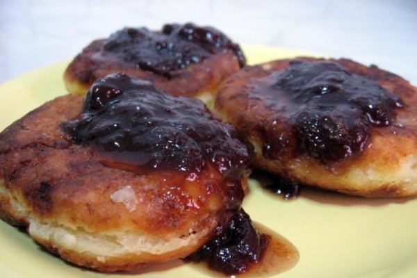 Papanaşi cu dulceaţă de căpsuni reţetă