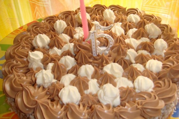 Tort cu mousse de ciocolata