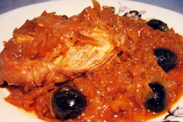 Mâncare rece de iepure cu măsline