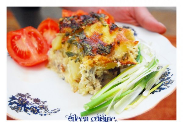 Cartofi gratinati cu usturoi si ciuperci