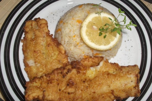 Filete de Pescada  marinate în lapte cu Salvie