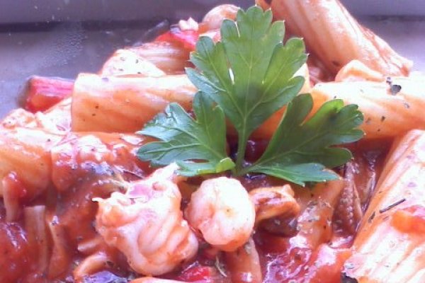 Tortiglioni cu fructe de mare