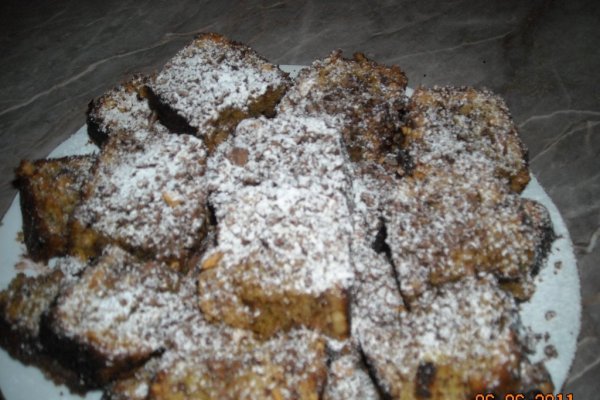 Prajitura cu ciocolata si alune