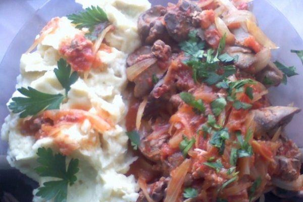 Ficatei sote cu piure de cartofi noi