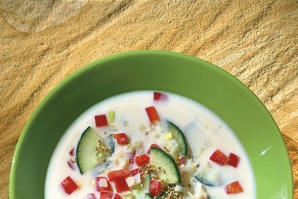 Supa bulgareasca de vara (Tarator)