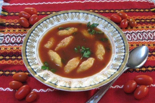 Supa de rosii cu galuste de gris