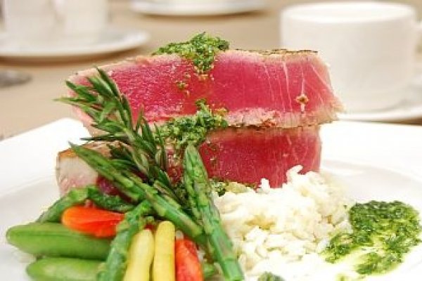 Cum sa mananci sanatos atunci cand iesi in oras