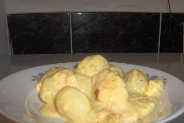 Cartofiori mici in sos de branza