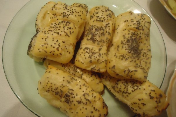 Pateuri cu branza de oi