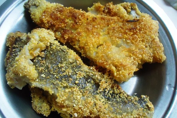 Merlucius in crusta de malai