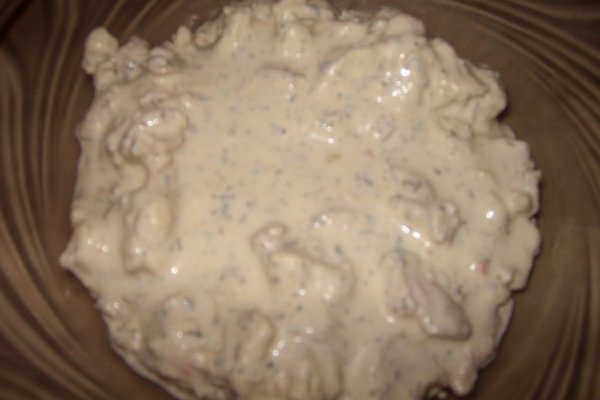 Piept de pui cu sos de smantana si marar