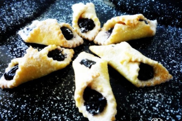 Cornulete cu magiun de prune