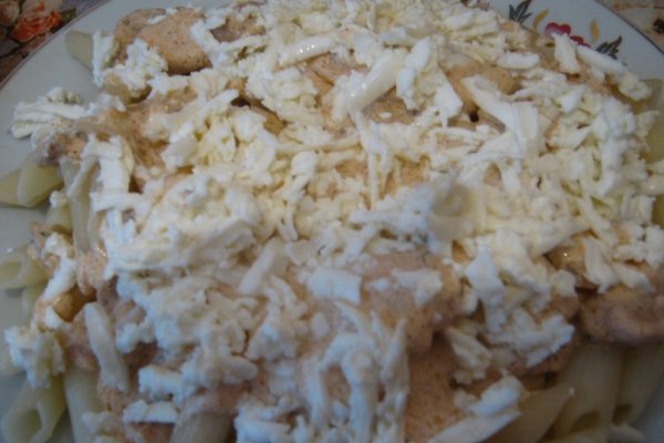 Penne cu sos de smantana si ciuperci