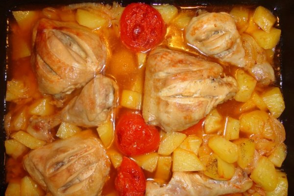 Pui cu cartofi, la cuptor