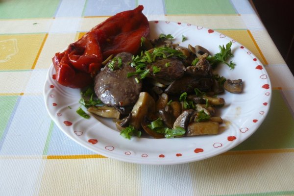 Ficat picant  de pui cu ciuperci