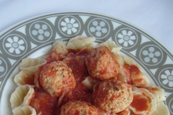 Gnocchi cu perisoare din branza cu sunca