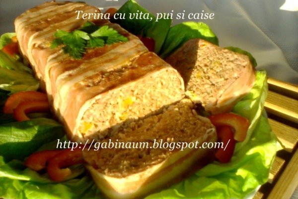 Terina cu vita, pui si caise