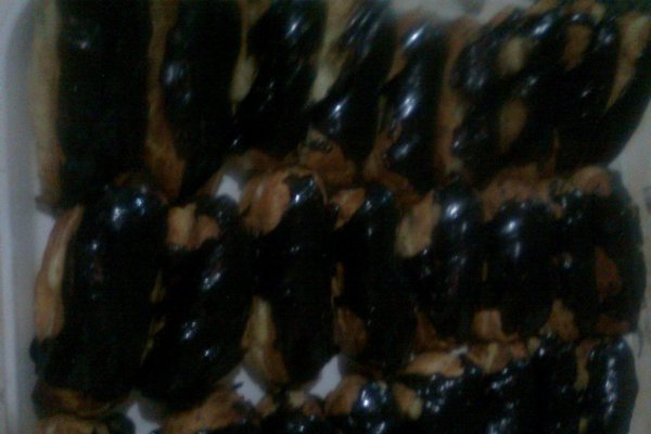 Eclere cu creme de vanilie si glazura de ciocolata