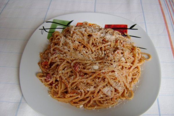 Spaghete cu carne