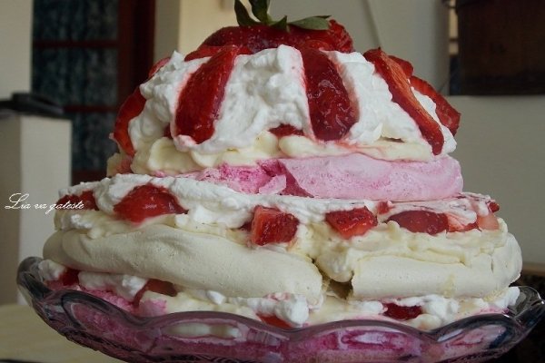 Pavlova in culori de primavara