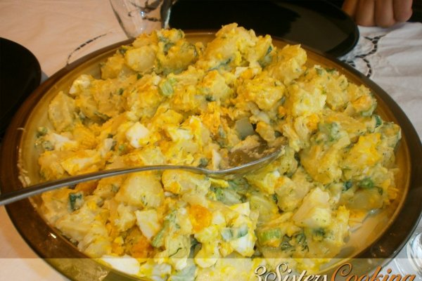 Salata de cartofi - Potato salad