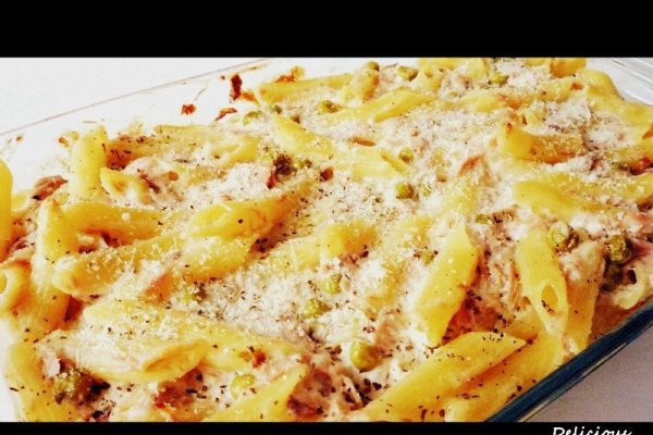 Pene cu sos alb si ton