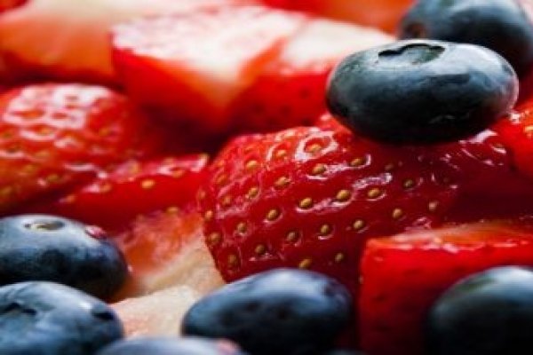 Importanţa consumării fructelor de sezon