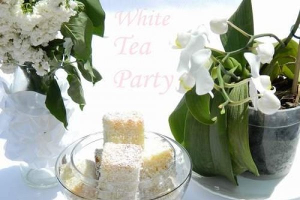 White Chocolate Lamington