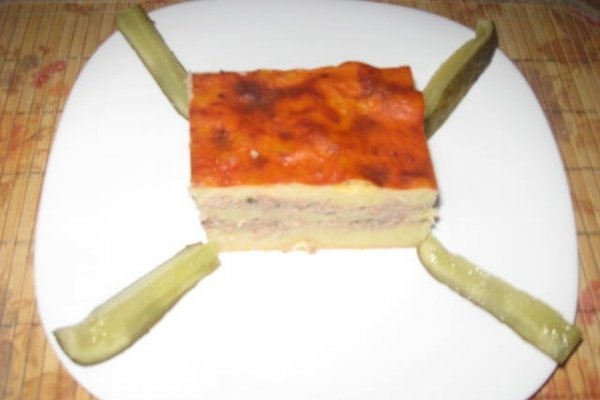 Musaca cu carne si piure de cartofi