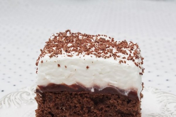 Prajitura fantastica cu migdale si spuma din lapte condensat