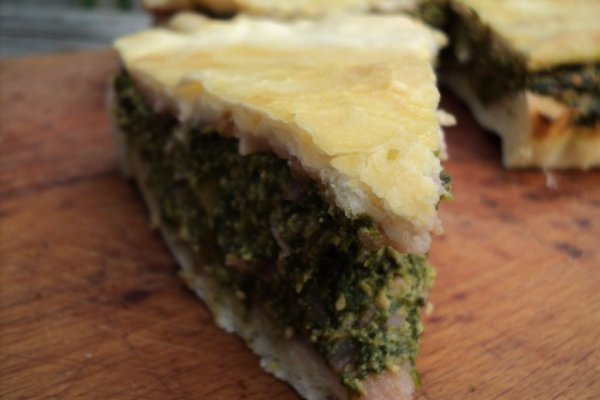 Plăcintă cu urdă și lobodă roșie