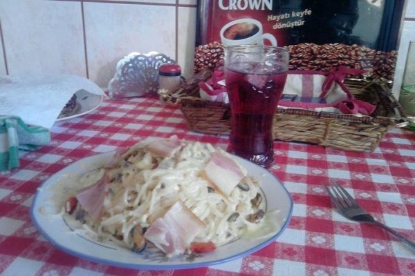 Spaghete cu fructe de mare