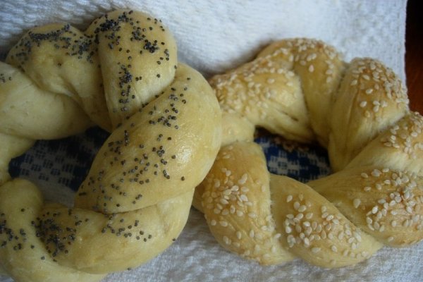 Covrigi cu mac si susan