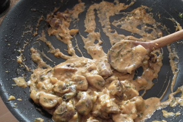 Champignons cremoase cu somon in crusta