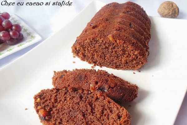 Chec cu cacao si stafide